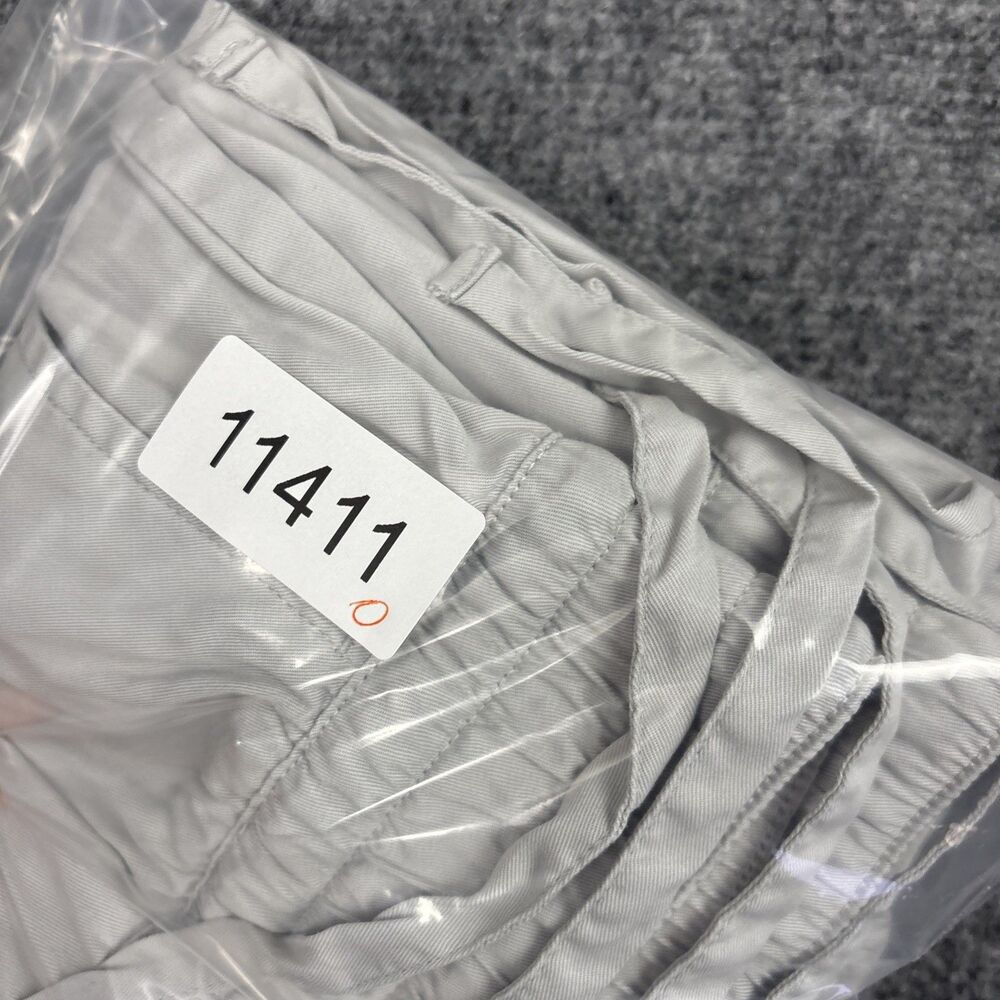 Travis Mathew Sunny Outlook Jogger Pants Womens Size M Gray Preppy Active - Picture 10 of 10